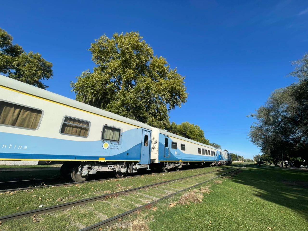 Datos oficiales: Aumentó la cantidad de pasajeros del tren que pasa por Funes